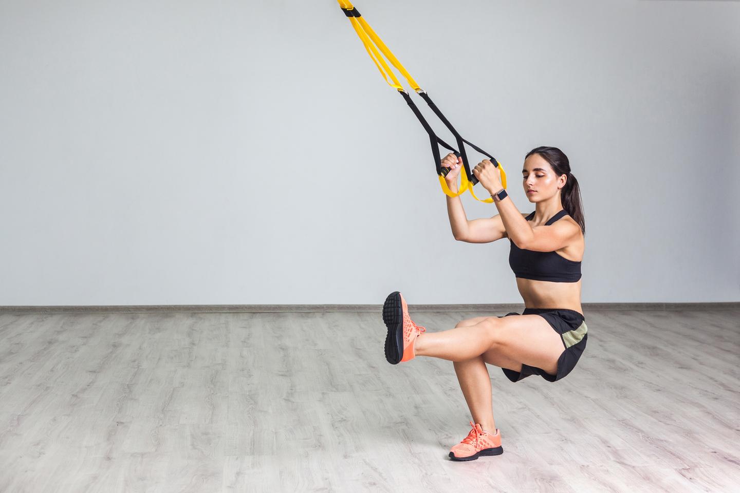 ISSA, International Sports Sciences Association, Certified Personal Trainer, ISSAonline, How to Master the Single-Leg Squat (Pistol Squat), TRX